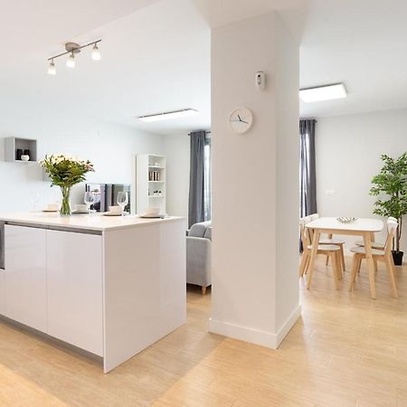 Seafront Duna Beach Luxury Apartment Торрокс-Коста Экстерьер фото